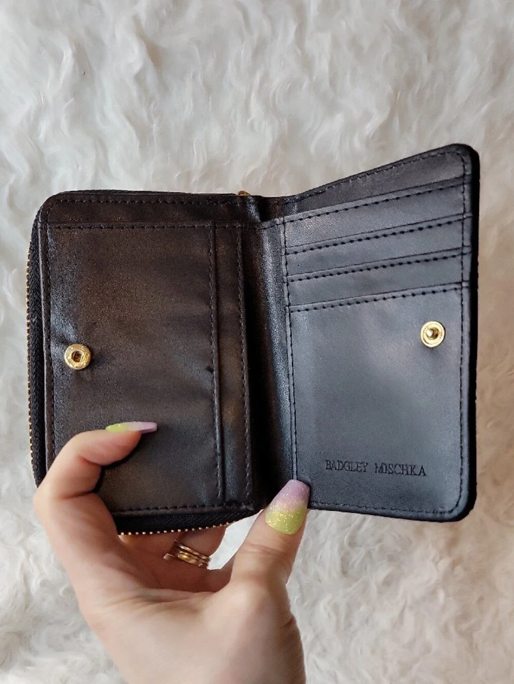 Badgley Mischka Black Textured Zip Wallet w/Gold Hardware